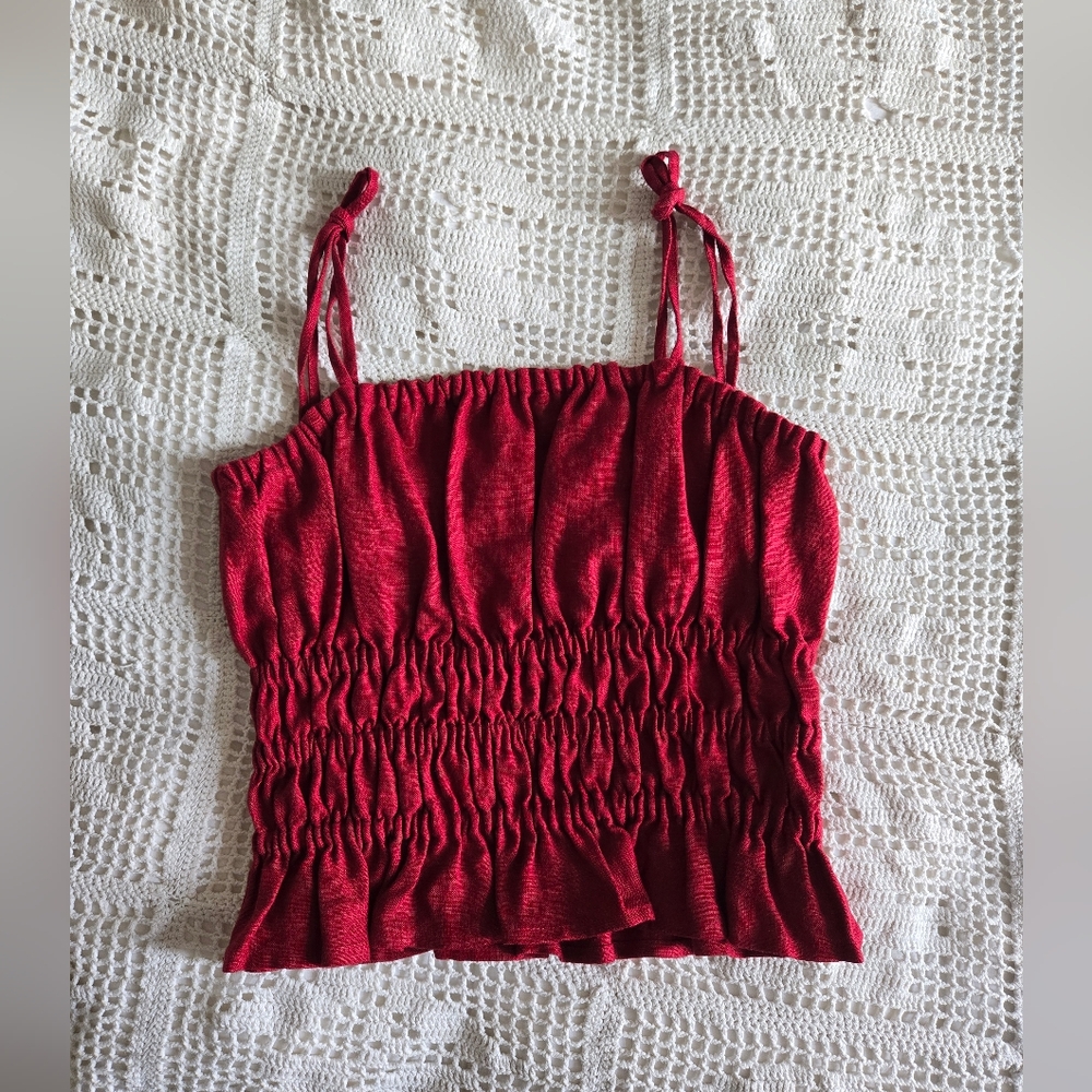 LOVE AND CONFUSE AUGUST TOP- Linen